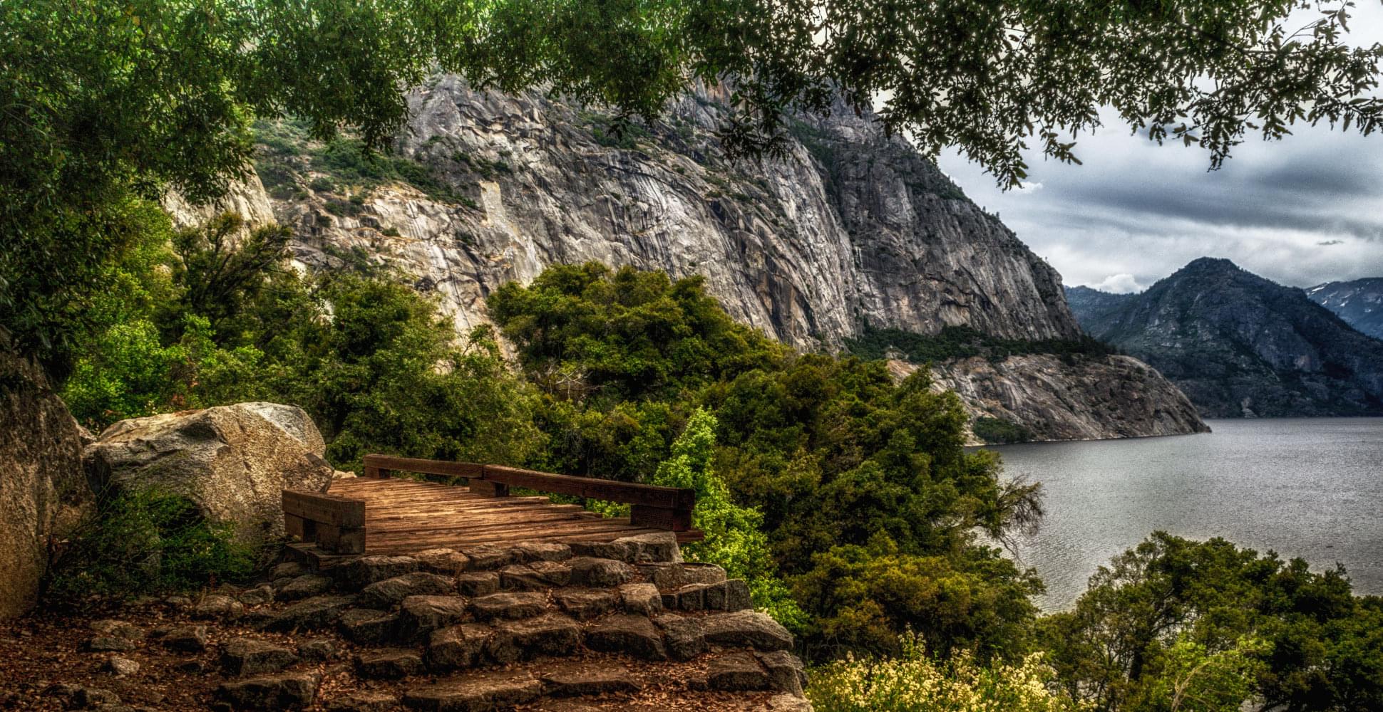 Hiking along the Wapama Falls Trail at the Hetch Hetchy Reservoir in Yosemite National Park